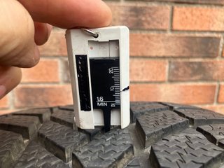 4 Neumáticos Bridgestone Winter 255/35/21 M+S