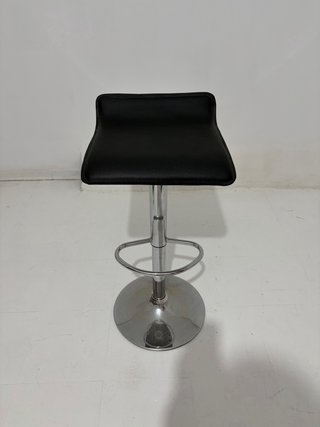 Taburete de cocina alto