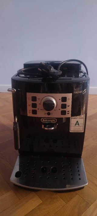 Cafetera DeLonghi Magnífica S Automática
