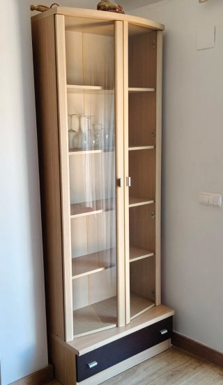 Mueble TV y 2 vitrinas