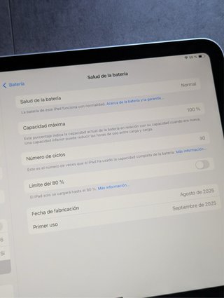 NUEVO iPad 11 100% + Apple Pencil + Magic Keyboard
