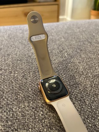 Apple Watch Series 4 color oro rosa 40 mm