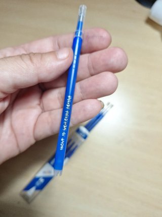 A ESTRENAR 3 Recambios Pilot Frixion Azul M 0.7mm