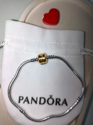 Pulsera Pandora Plata 925 con Charm Oro