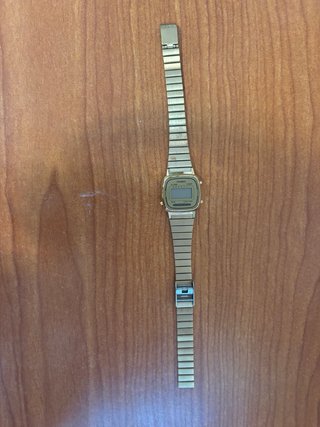Reloj Casio Dorado Digital-solo Tenerife