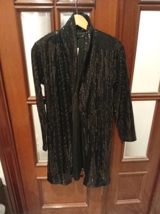 Chaqueta larga lentejuelas negra