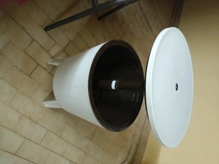 Mesa auxiliar nevera de plástico
