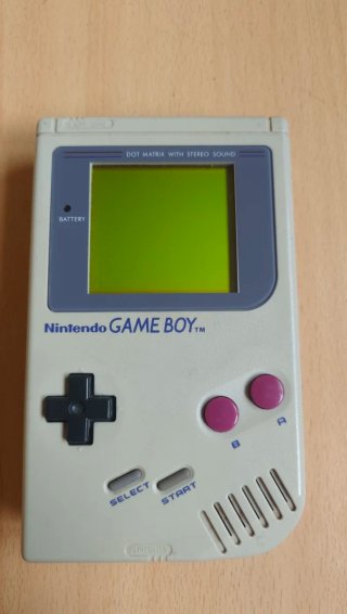 Nintendo Game Boy + Pokémon Rojo