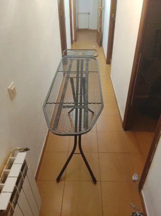 Tabla de planchar plegable