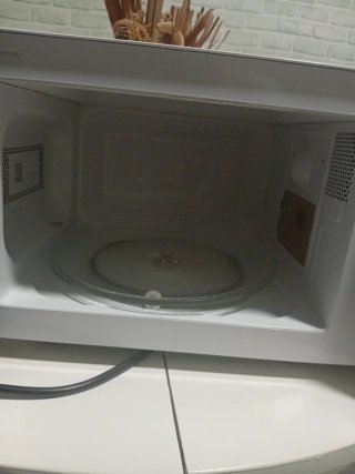 Microondas blanco
