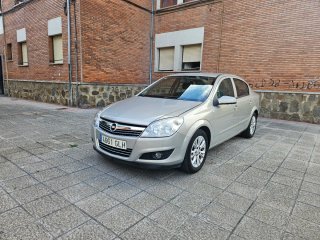 Opel Astra 2009