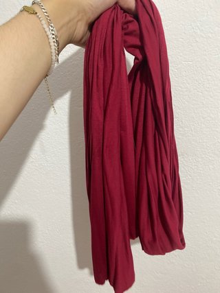 Bolsos, ropa recien nuevo, y un bolso infantil