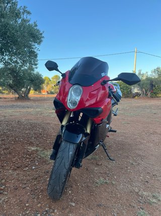 Hyosung GT125R / 10.632KM / ITV 08/2027