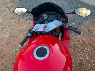 Hyosung GT125R / 10.632KM / ITV 08/2027