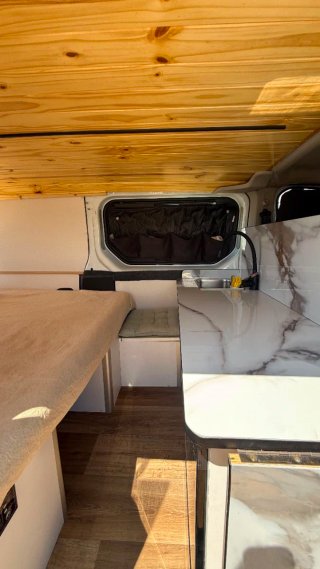Opel Vivaro camper