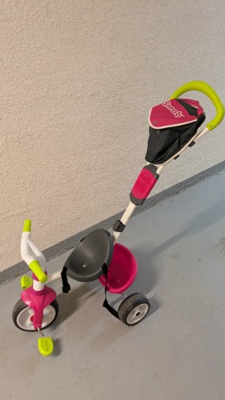 Triciclo infantil rosa y verde