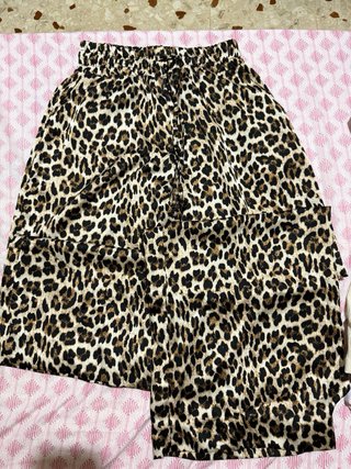 Set body nero e pantalone fantasia leopardata