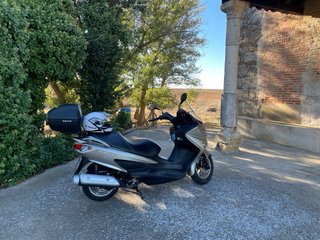 Suzuki Burgman 125 UH Plata