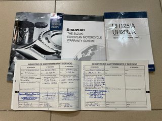 Suzuki Burgman 125 UH Plata