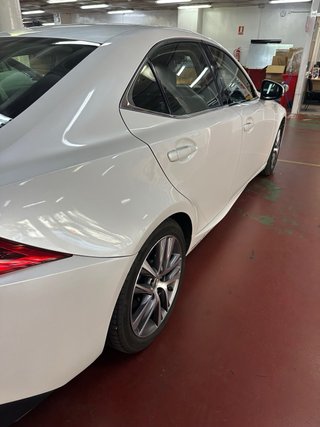 Lexus IS 2017
