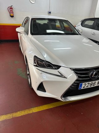 Lexus IS 2017