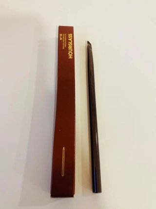 Hourglass Pincel Delineador Angulado N.10