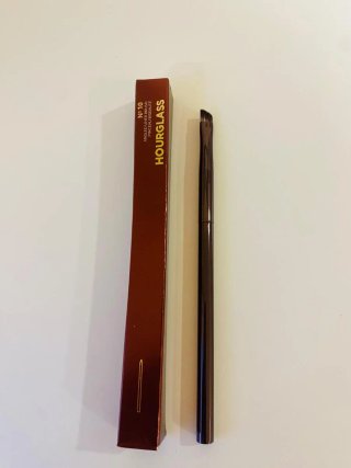 Hourglass Pincel Delineador Angulado N.10