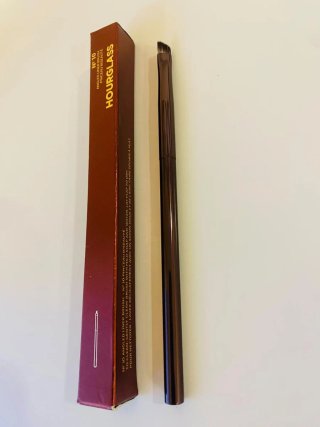Hourglass Pincel Delineador Angulado N.10