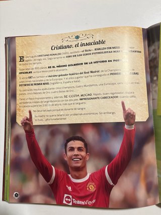 Futbolistas, ellos y ellas, los mejores de la h...