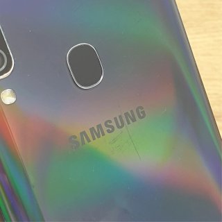 Samsung Galaxy A40 + Factura