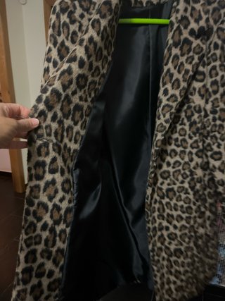 Abrigo estampado animal print
