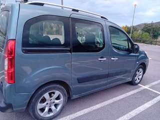 Peugeot e-Partner 2012