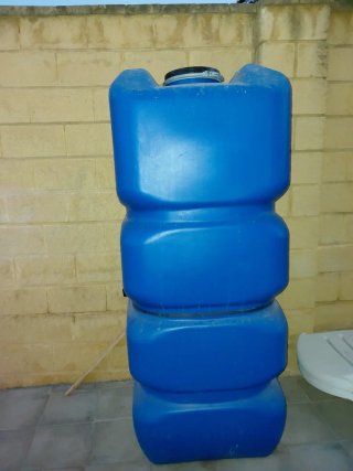 Depósito agua Schultz 1000L poco uso