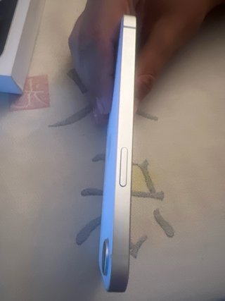 Apple iPhone 16E