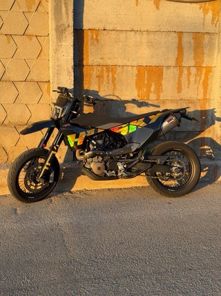 Husqvarna 701 Supermoto