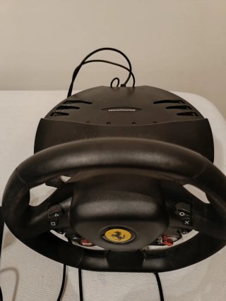 Volante Thrustmaster T80 Ferrari 488 (PS4/PS5/PC)