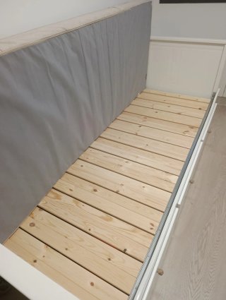 Diván Ikea Hemnes con Colchón nuevo