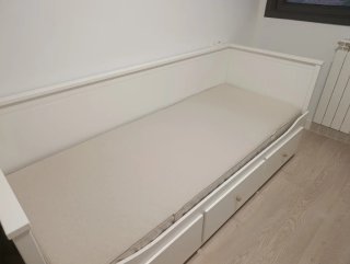 Diván Ikea Hemnes con Colchón nuevo