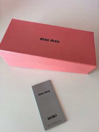 Caja Miu Miu Rosa