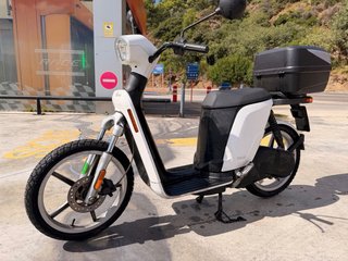 Moto Eléctrica Meroil S Scooter