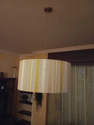 Lámpara de salón a rayas