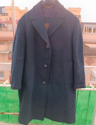 Abrigo azul hombre