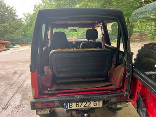 Suzuki SJ410 todoterreno