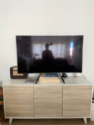 Aparador blanco y madera con almacenaje