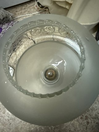Lámpara de mesa metal y cristal