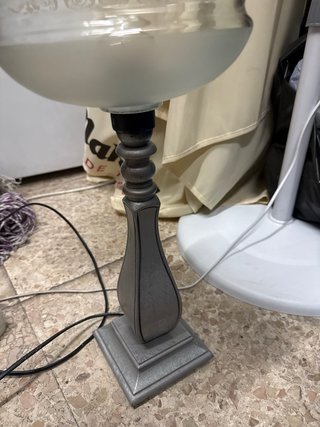 Lámpara de mesa metal y cristal