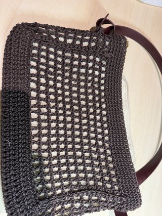 Bolso marrón tejido INGABIRE