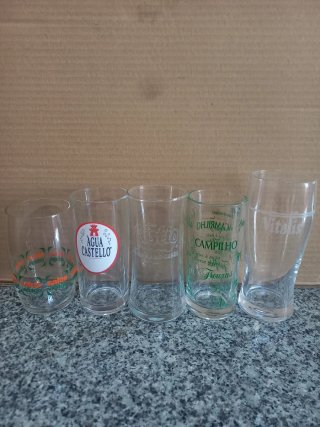 Conjunto de 5 Copos de Vidro Todos  5€