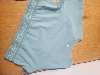 Camiseta Nike Pro Crop Top mujer turquesa