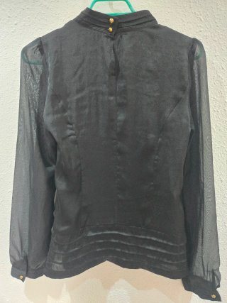 Blusa VILA negra talla S mangas transparentes